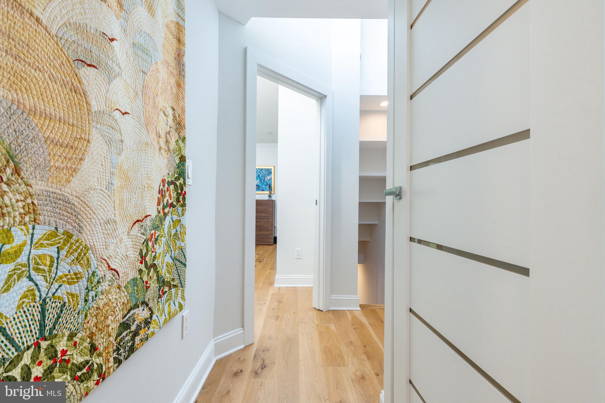 318 S 4TH STREET