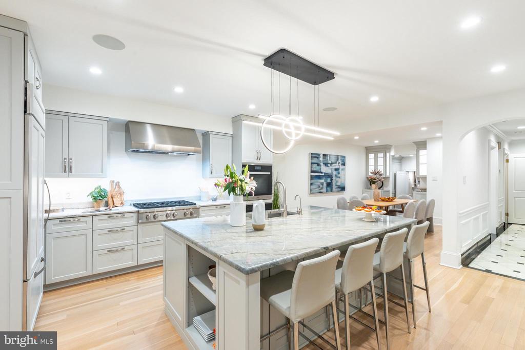 2031 DELANCEY PLACE