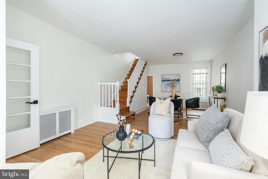 2326 GREENWICH STREET