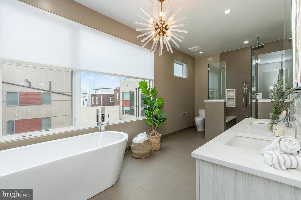 622 S 7TH STREET