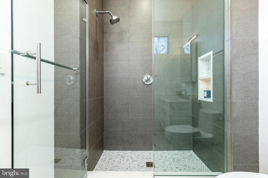 622 S 7TH STREET