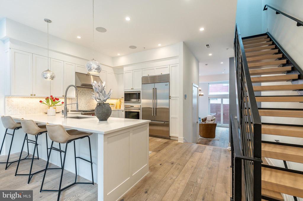 622 S 7TH STREET