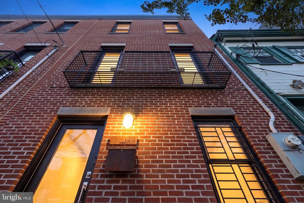 120 LEAGUE STREET