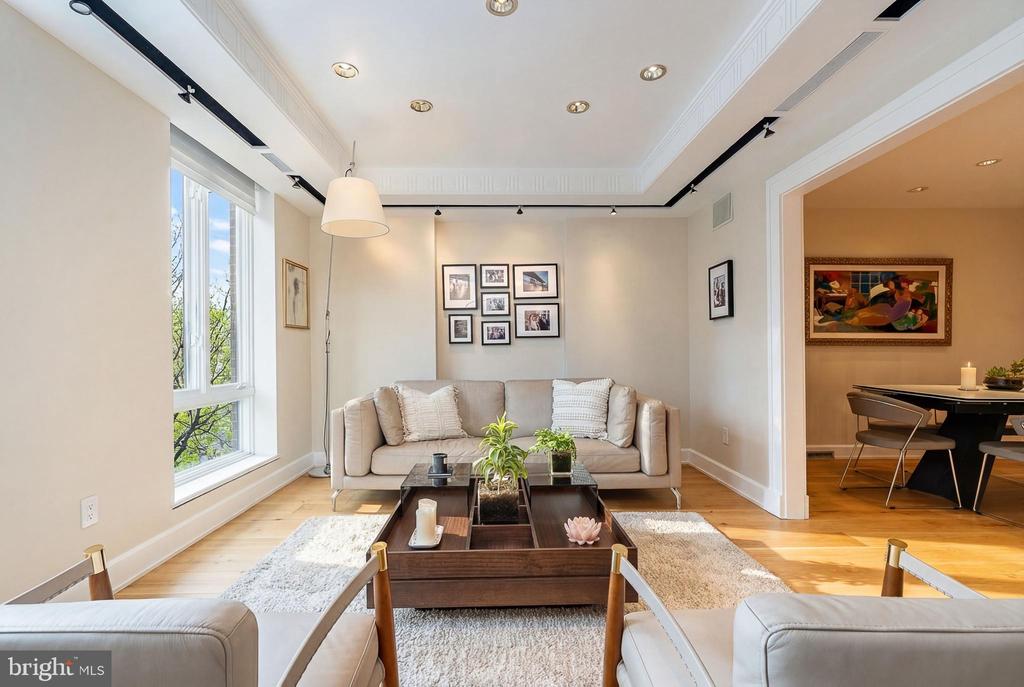 254 S 3RD STREET
