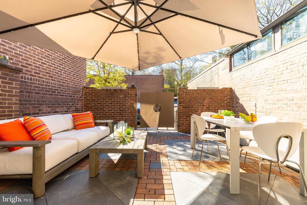 254 S 3RD STREET