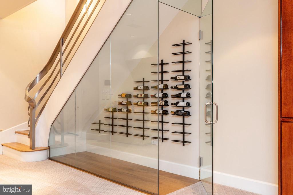 254 S 3RD STREET
