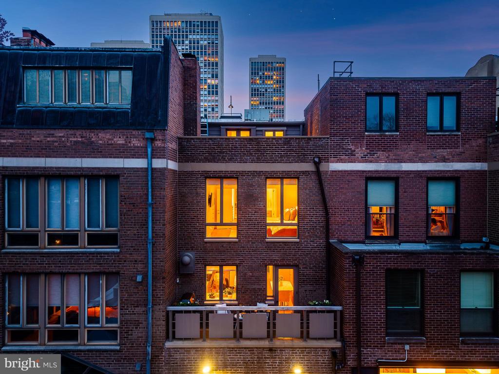 254 S 3RD STREET