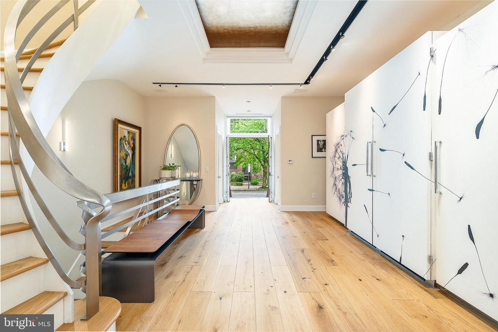 254 S 3RD STREET