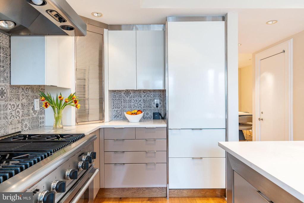 254 S 3RD STREET