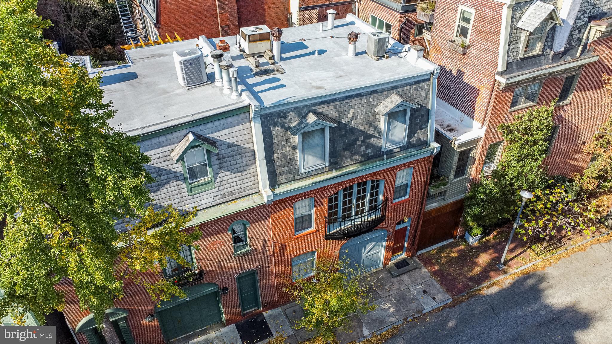 406 S VAN PELT STREET