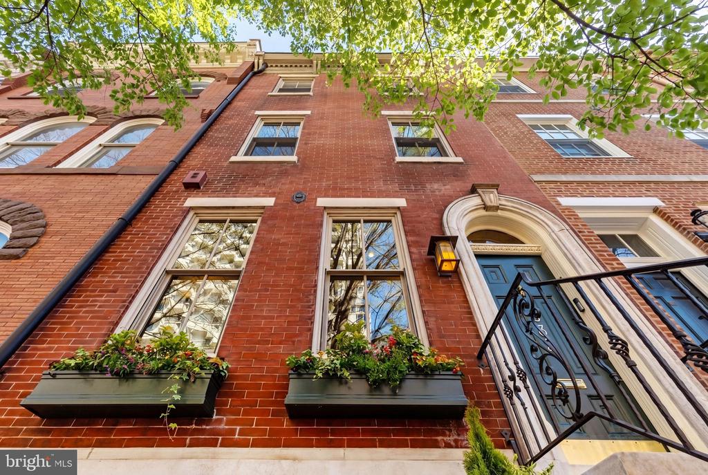 632 SPRUCE STREET