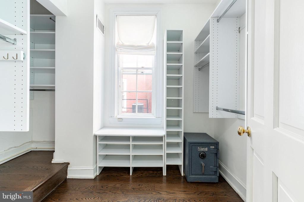 632 SPRUCE STREET