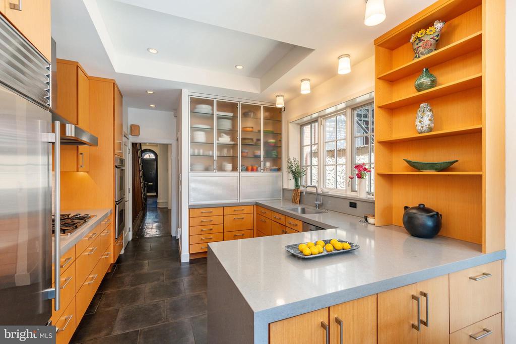 632 SPRUCE STREET