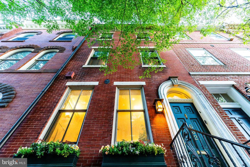 632 SPRUCE STREET