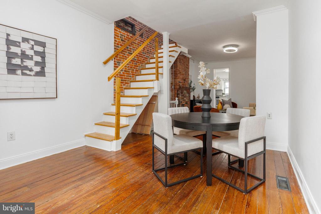 133 MONROE STREET