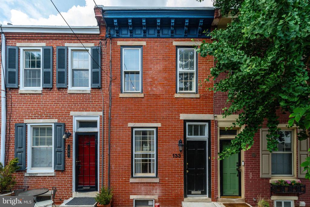 133 MONROE STREET