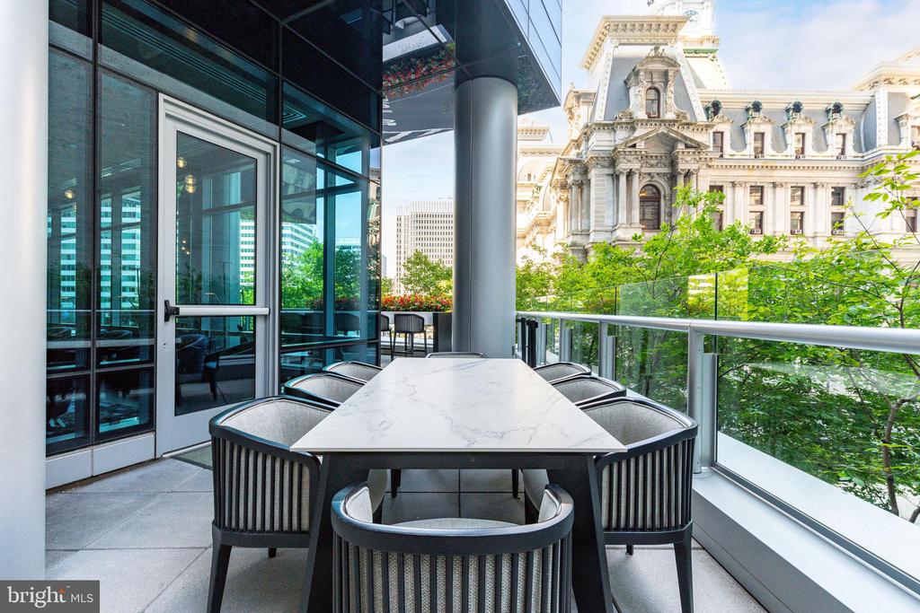 1414 S PENN SQUARE Unit: PH1B