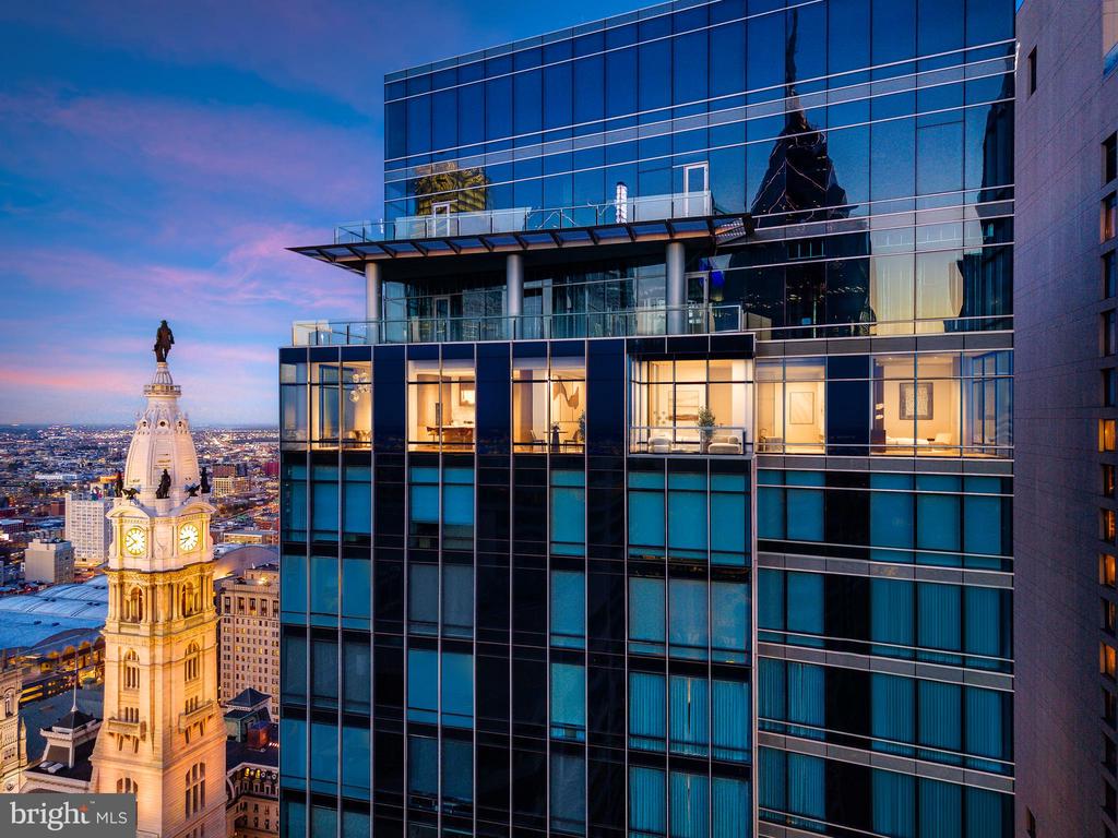 1414 S PENN SQUARE Unit: PH1B