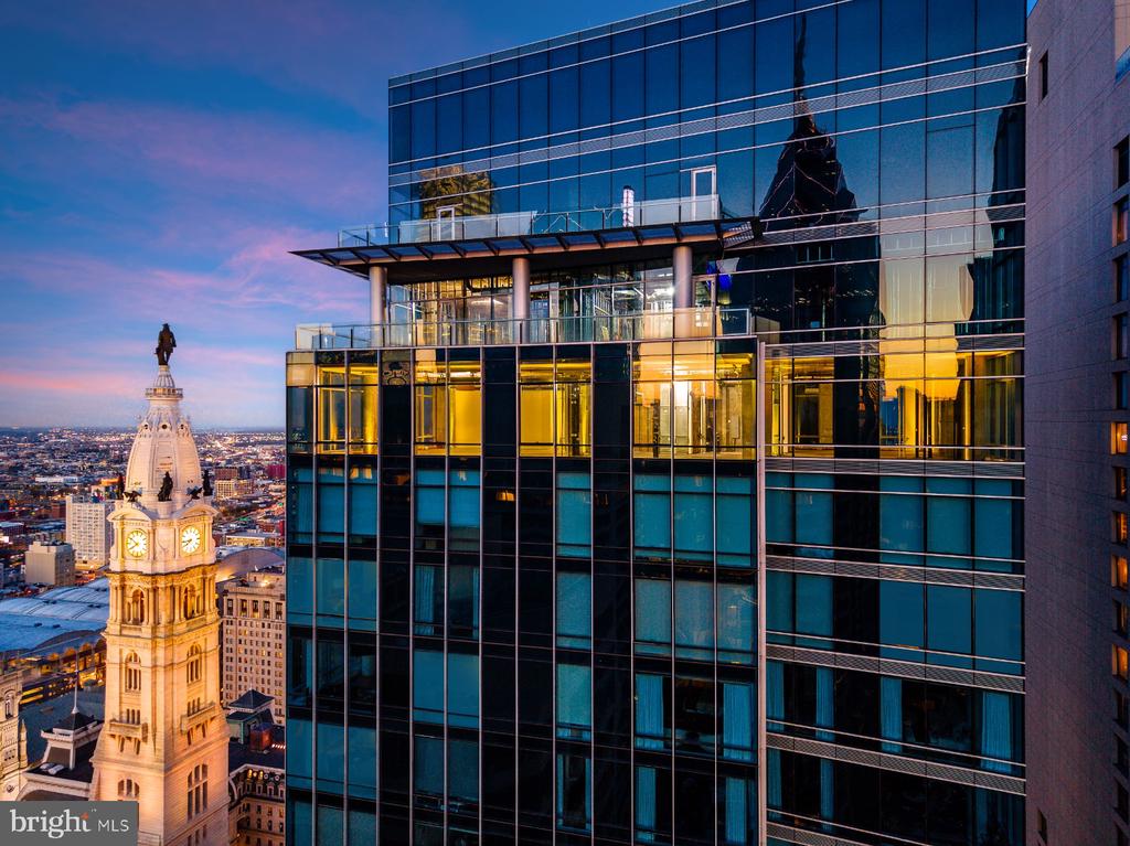 1414 S PENN SQUARE Unit: PH1B