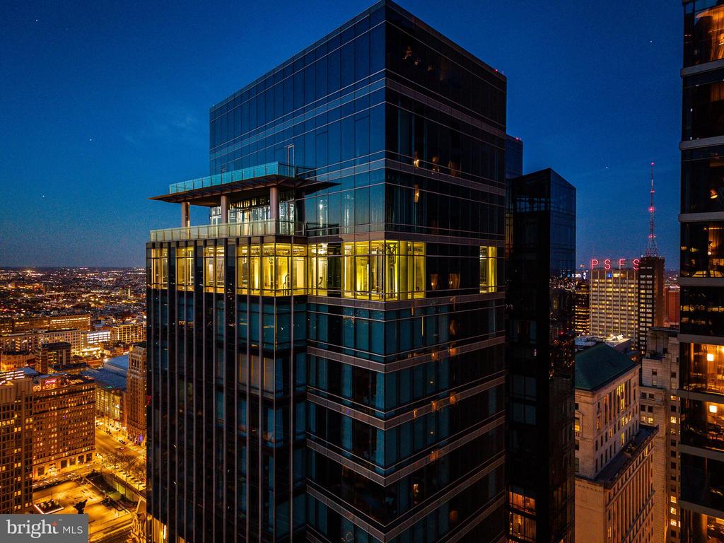 1414 S PENN SQUARE Unit: PH1B