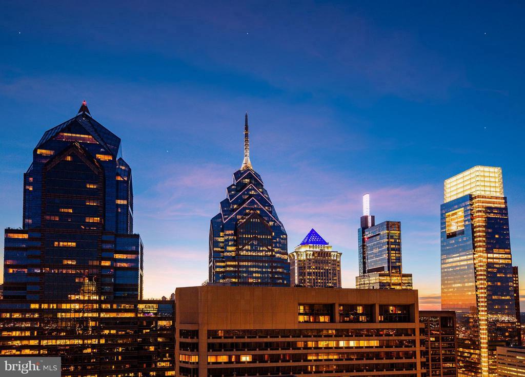 1414 S PENN SQUARE Unit: PH1B