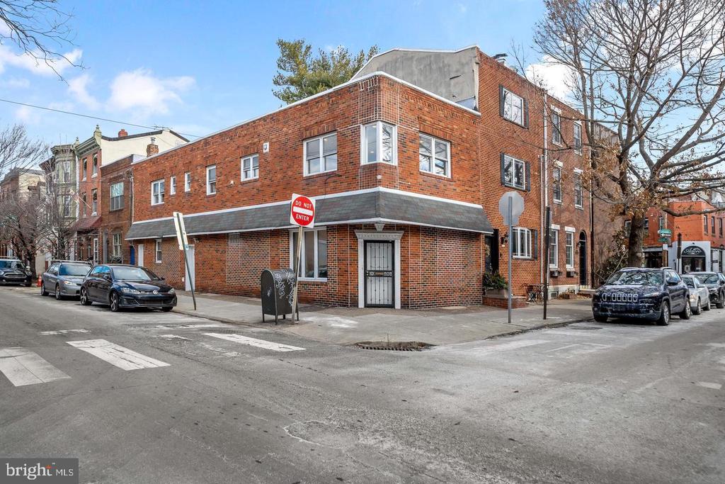 785 S 6TH STREET Unit: 2ND FL