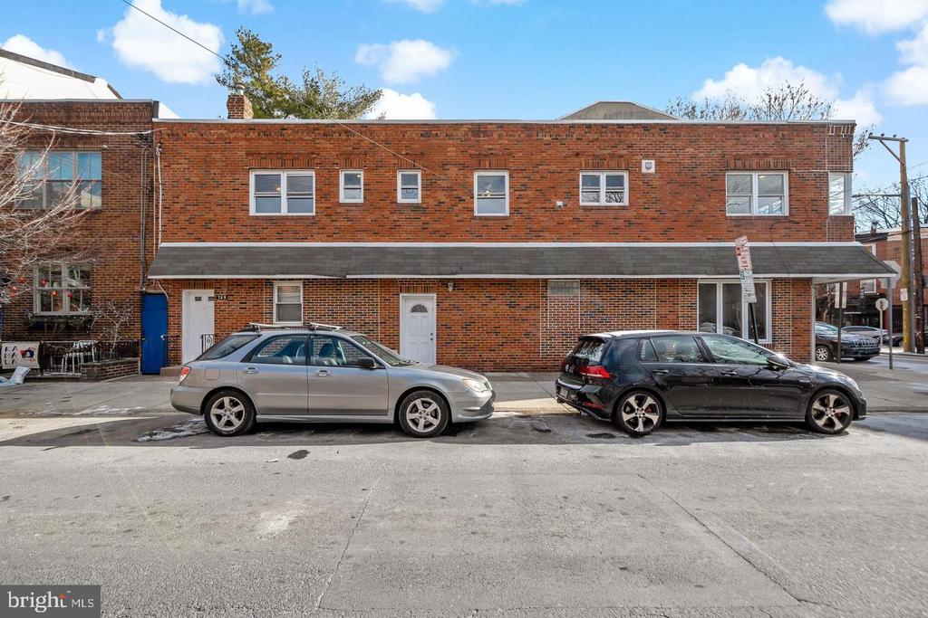 785 S 6TH STREET Unit: 2ND FL
