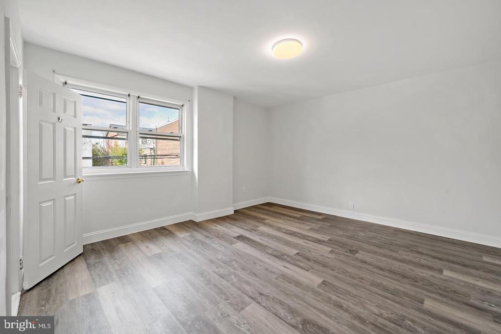 785 S 6TH STREET Unit: 2ND FL