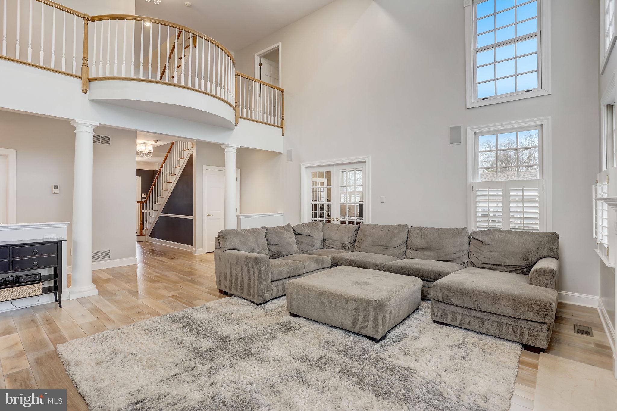 14 Treaty Elm Ln