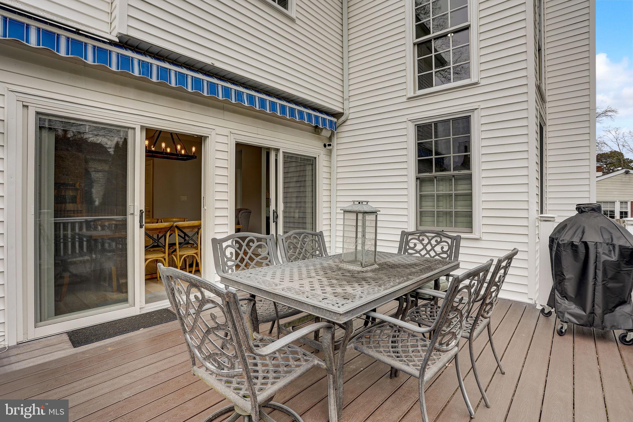 14 Treaty Elm Ln