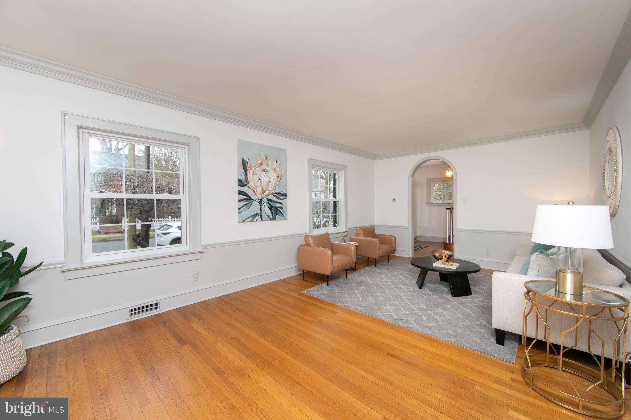 330 Woodland Ave