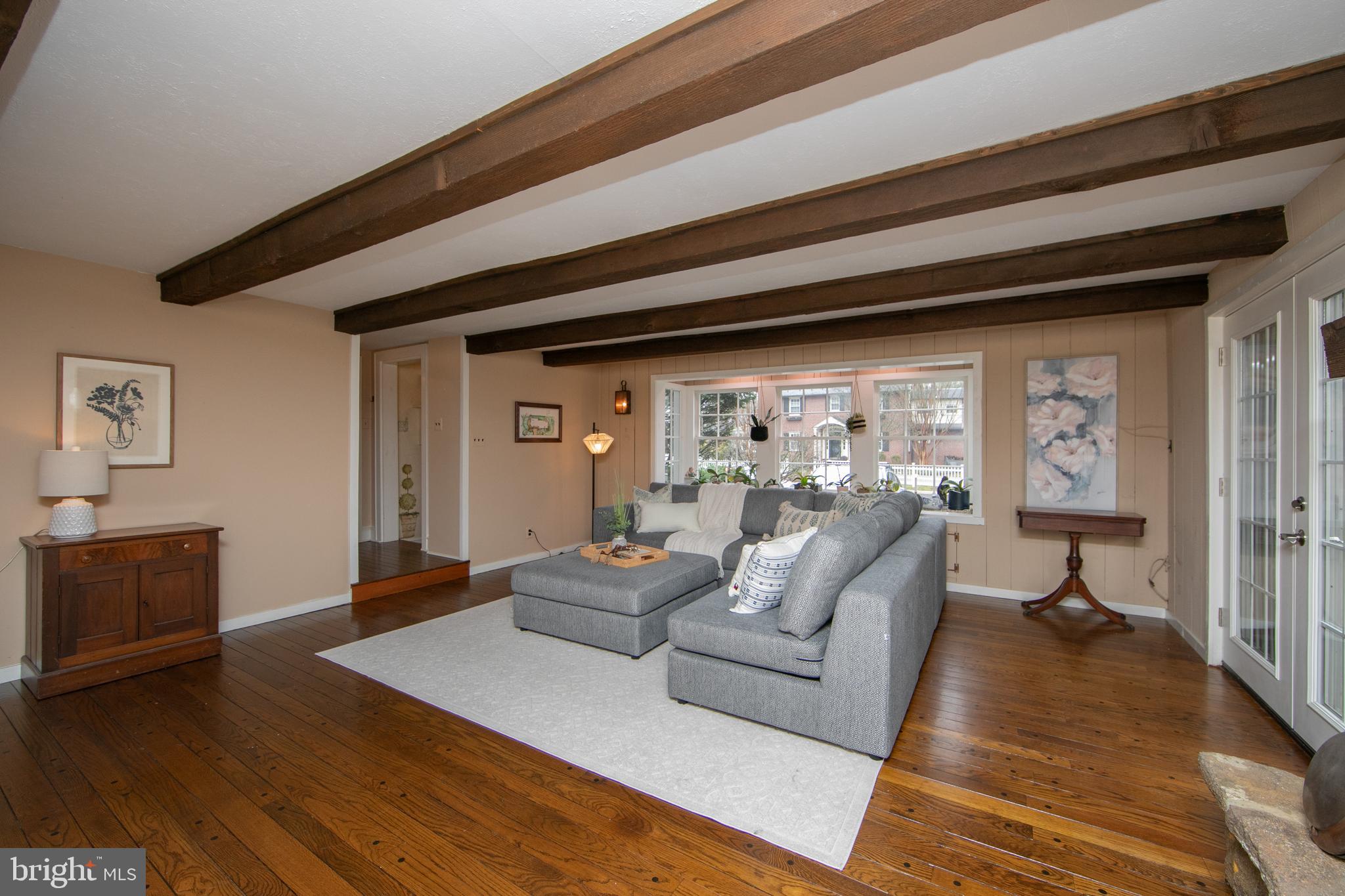 330 Woodland Ave