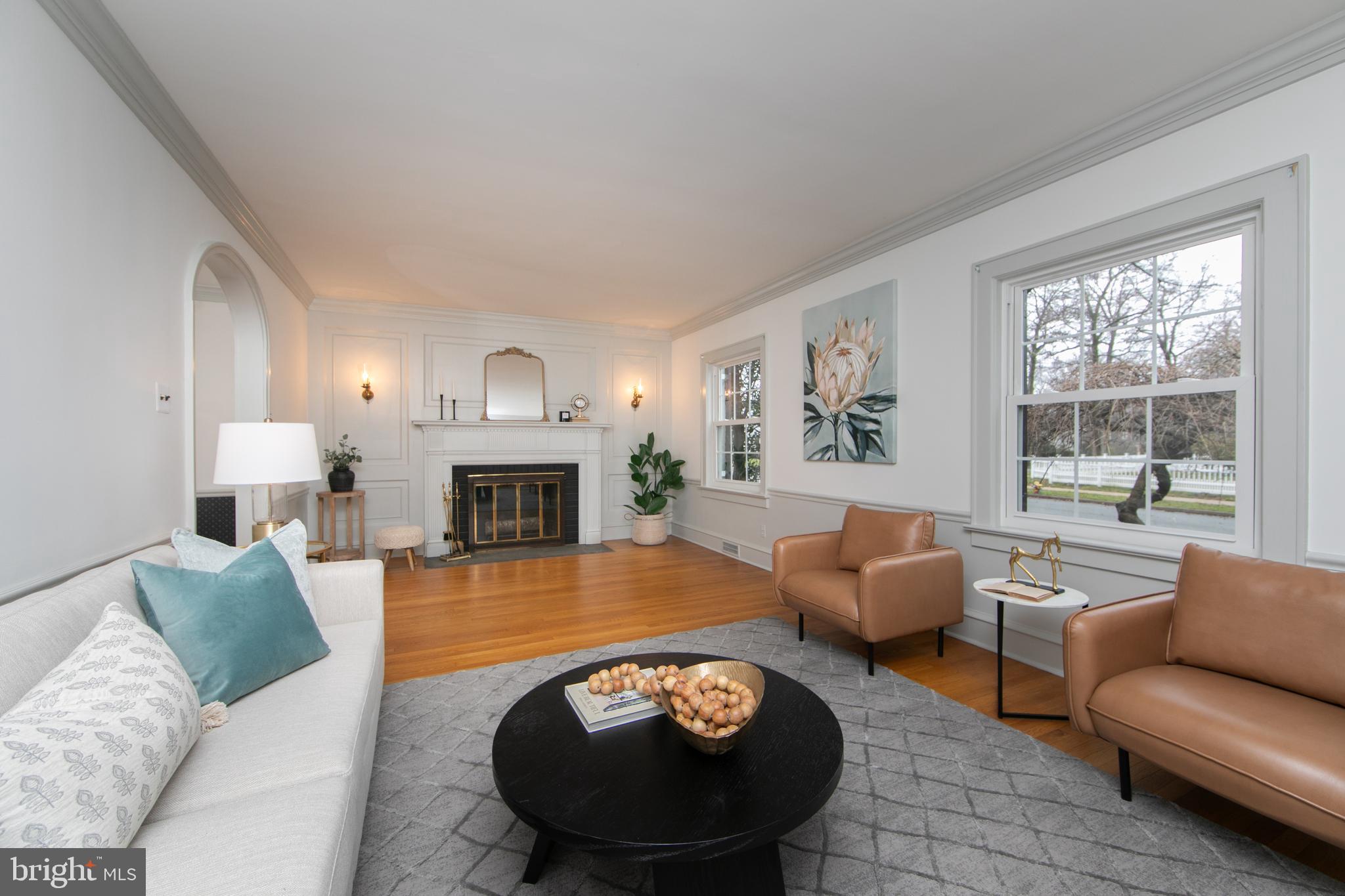 330 Woodland Ave