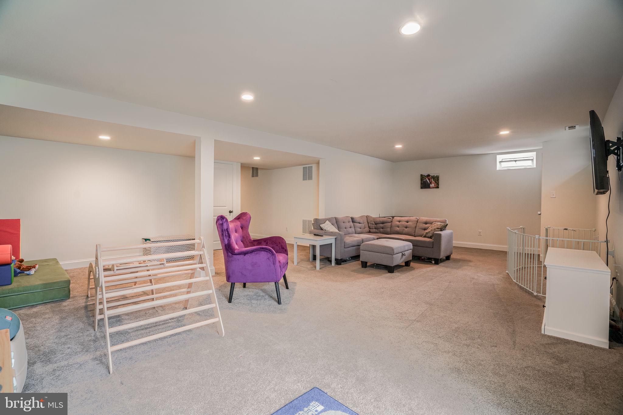 503 Locust Ave