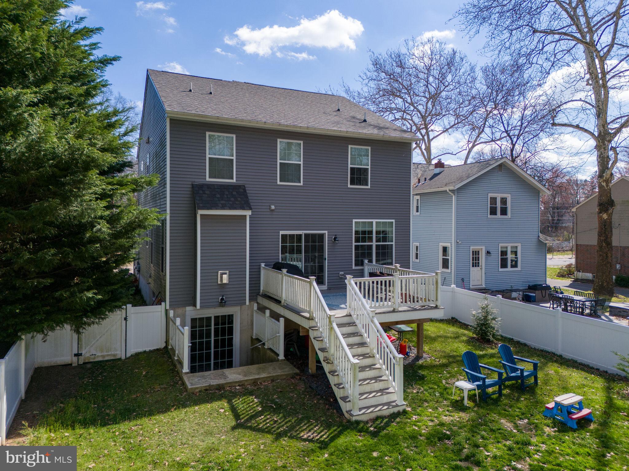 503 Locust Ave