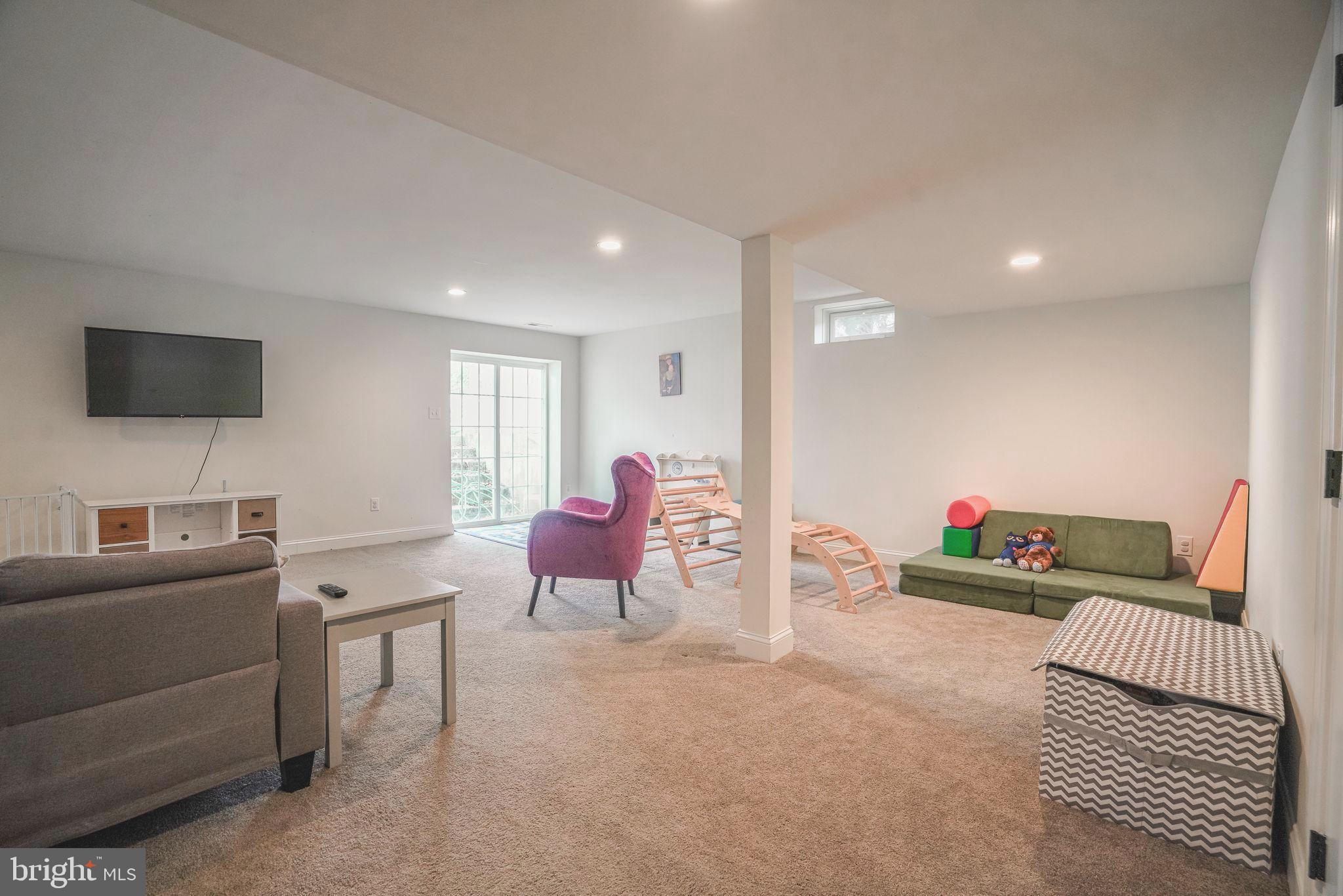 503 Locust Ave