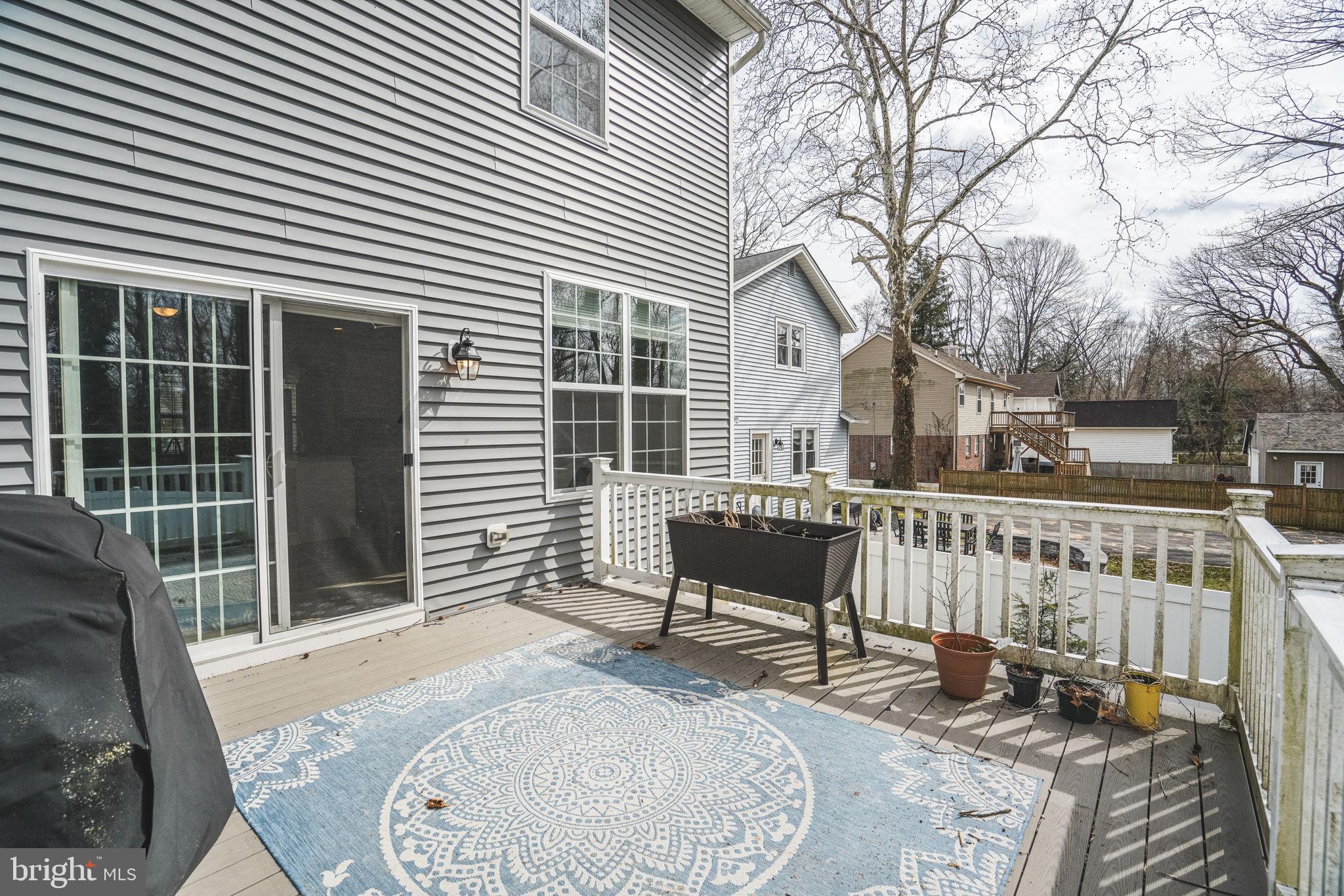 503 Locust Ave