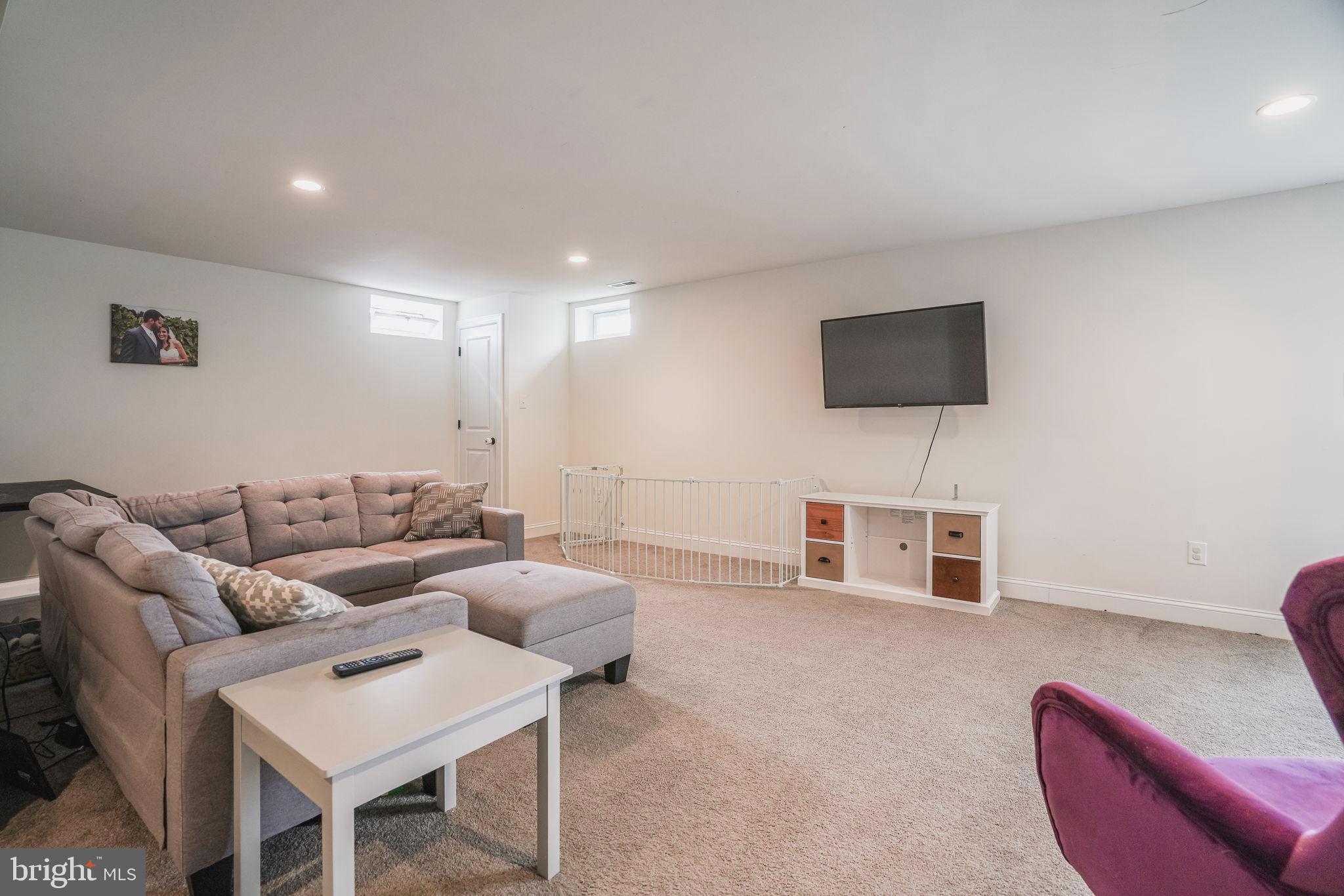 503 Locust Ave