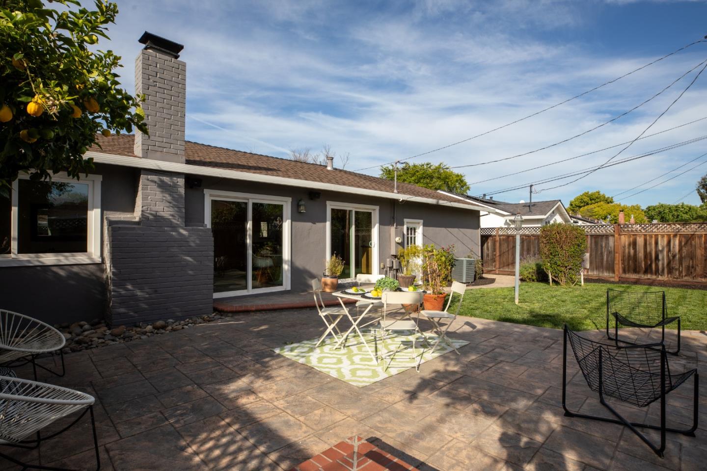 928 Kingfisher DR