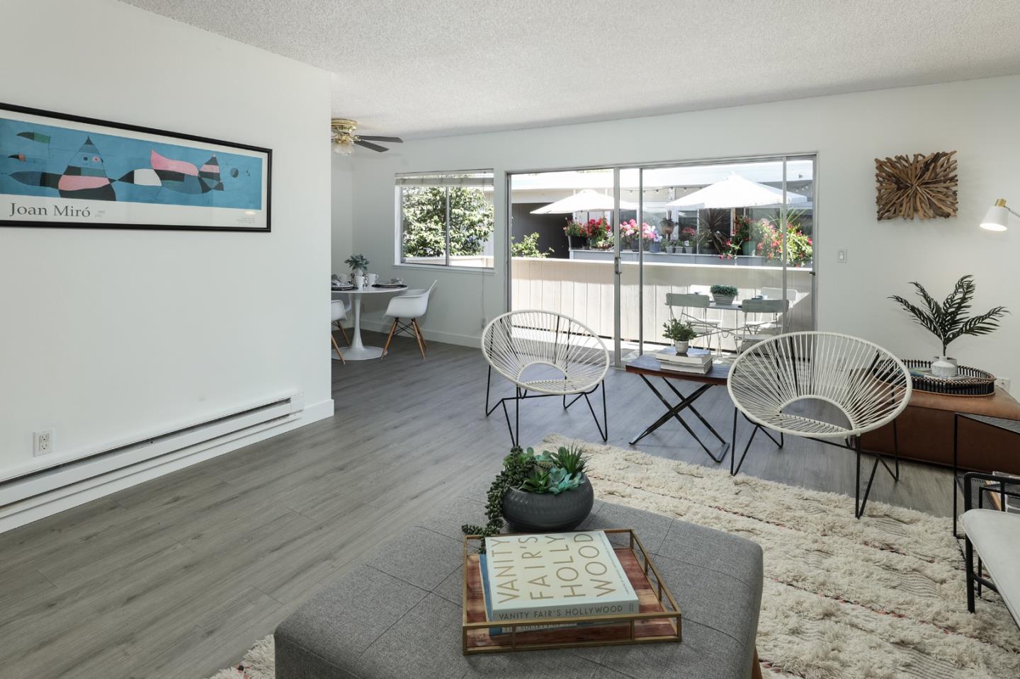 1898 Meridian AVE 28