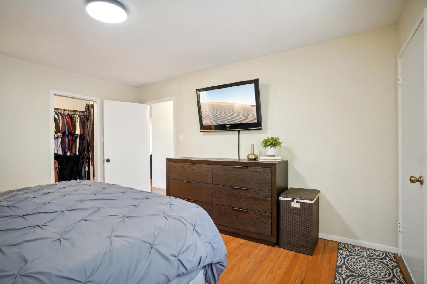 11375 Chula Vista AVE