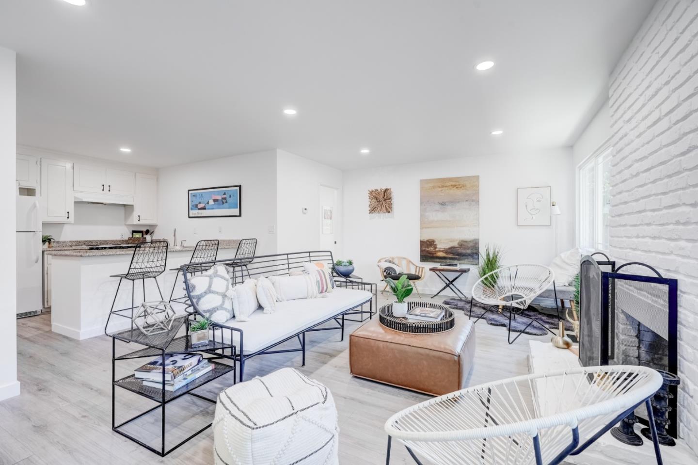 4070 Bismarck DR