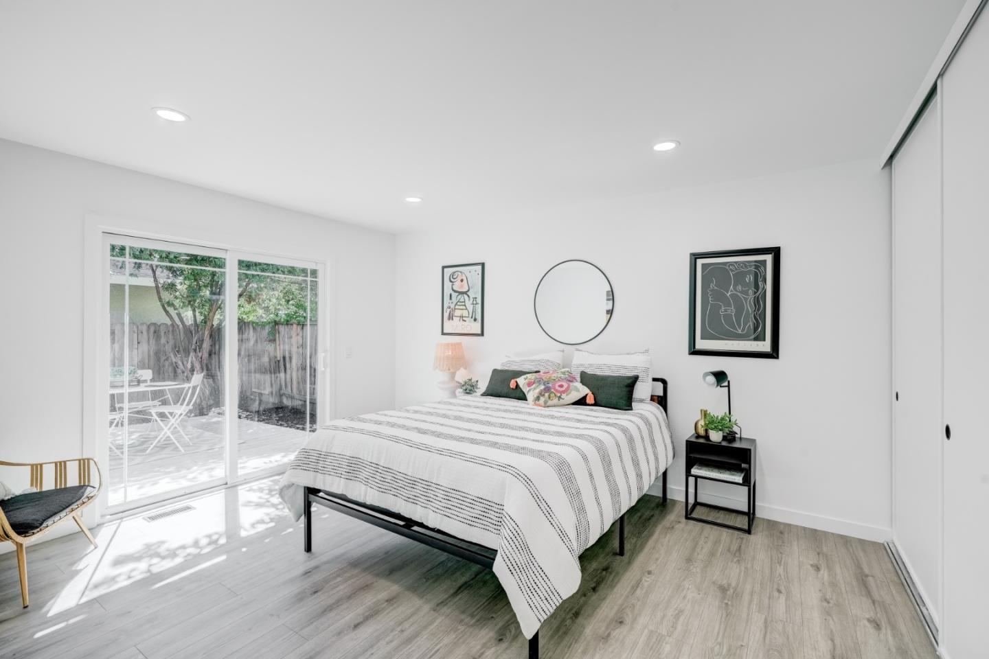 4070 Bismarck DR