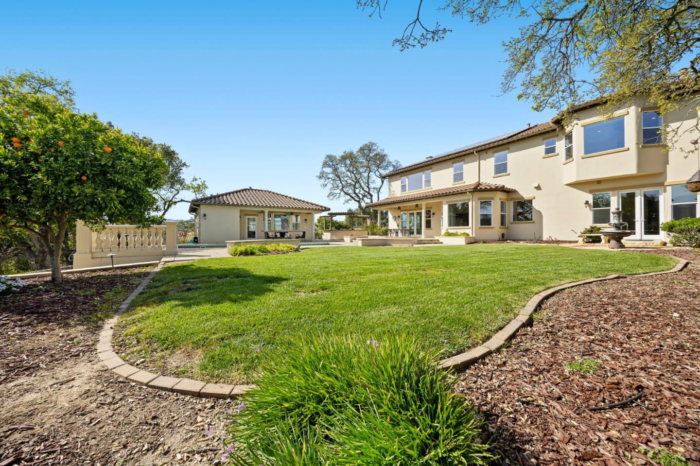 2342 Hoya Lane