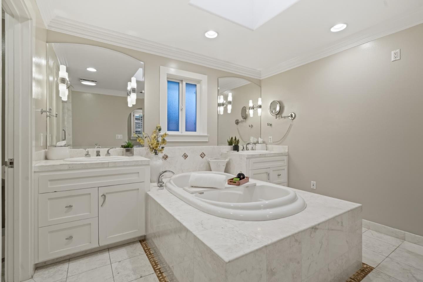 1416 Cameo DR