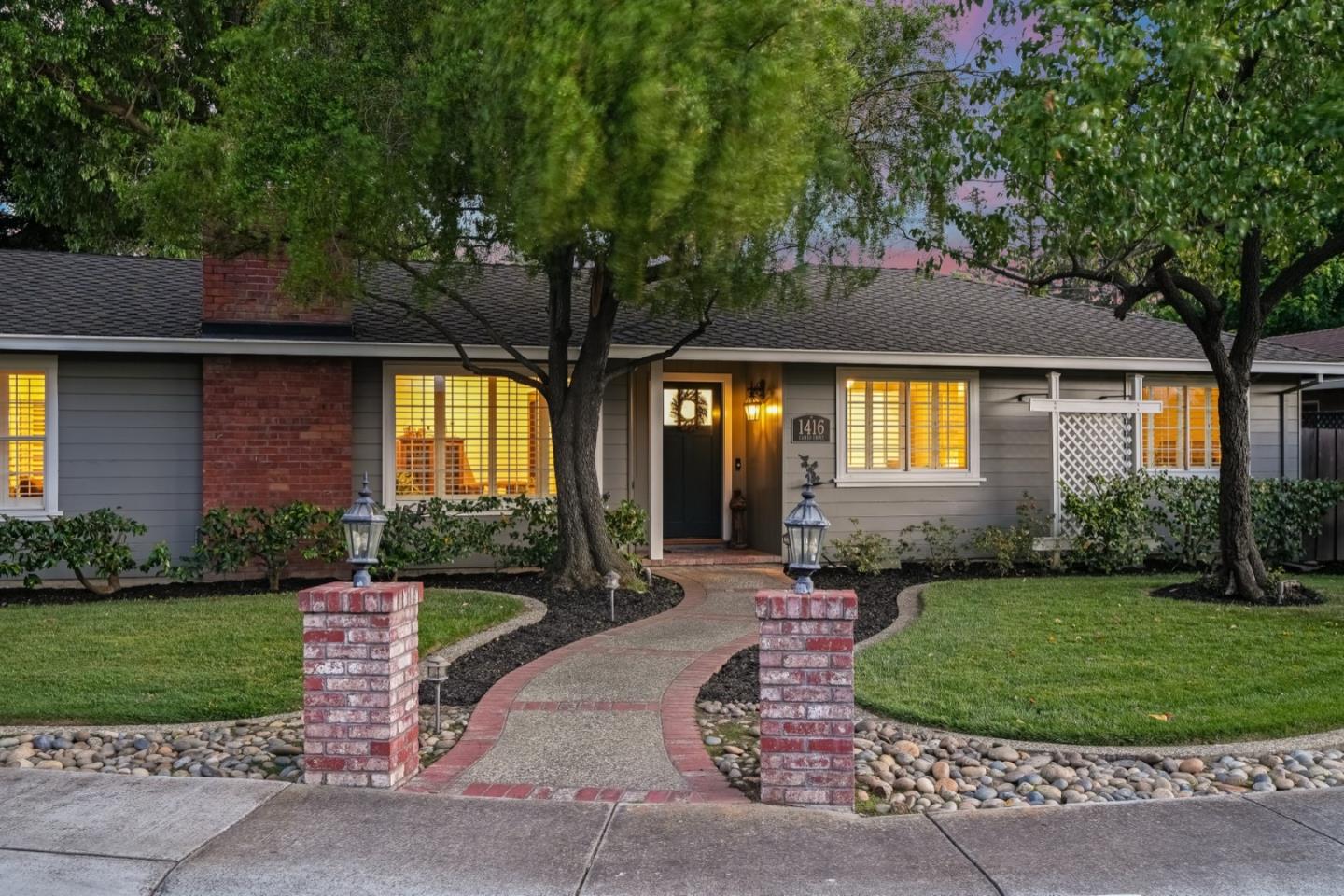 1416 Cameo DR
