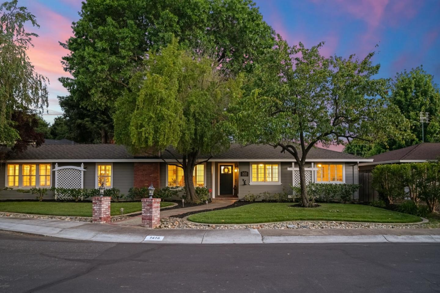 1416 Cameo DR