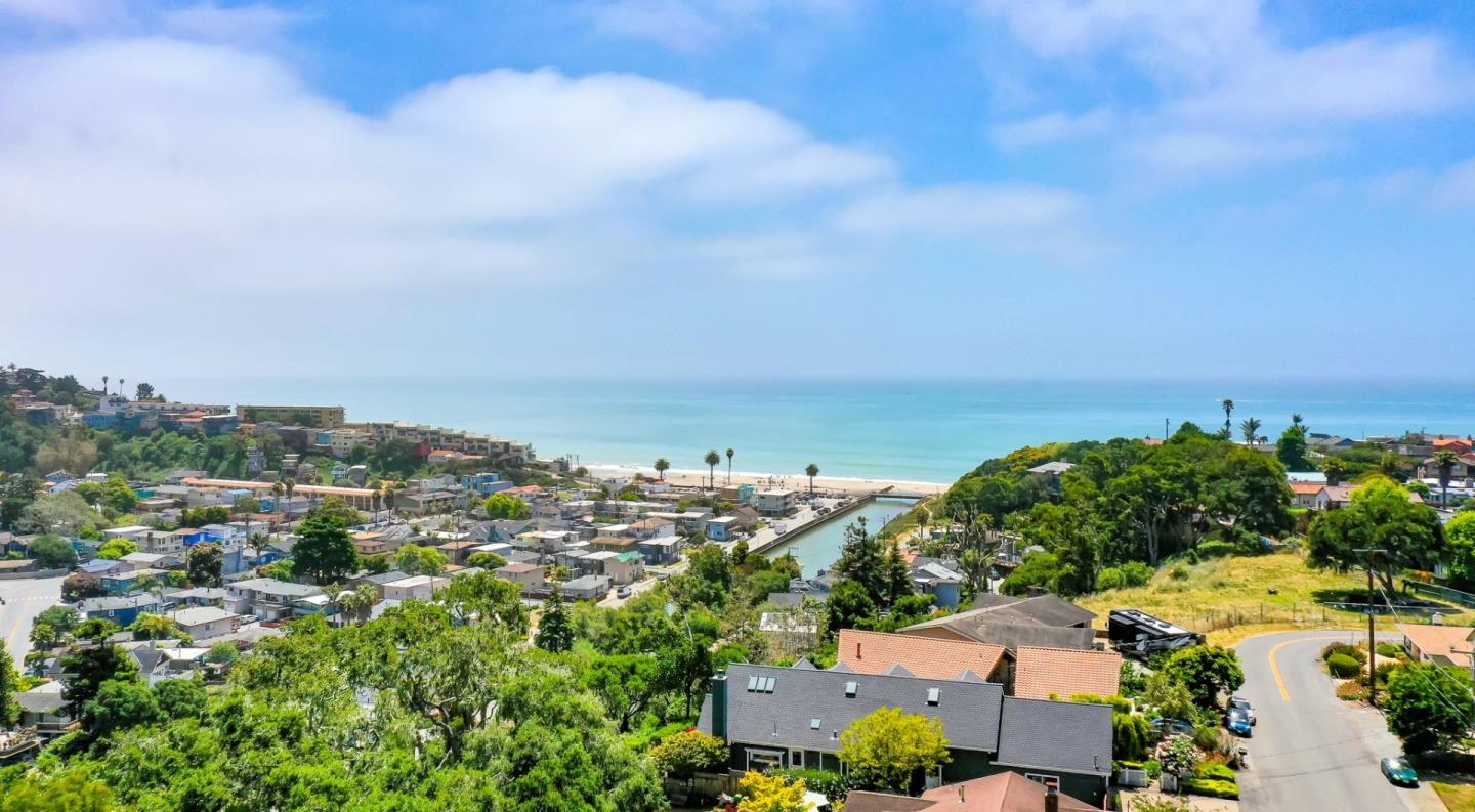 101 Sea Terrace Way