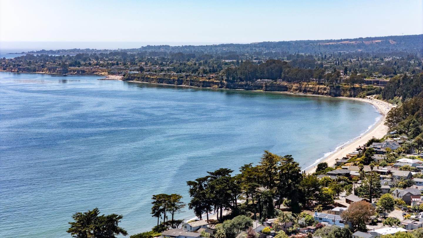 101 Sea Terrace Way