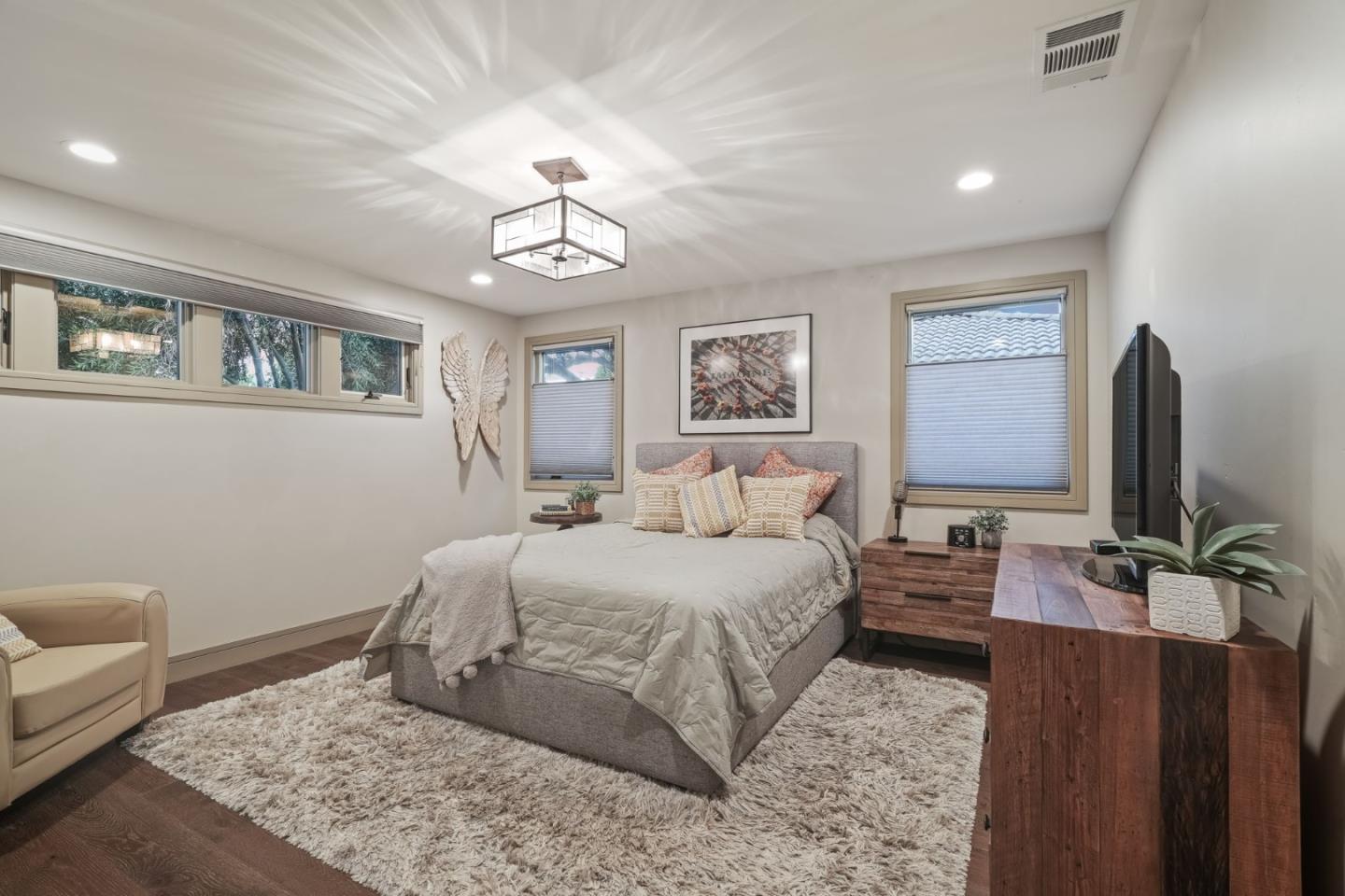 1785 Santa Barbara Drive